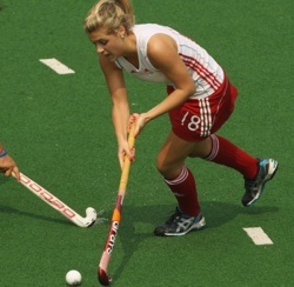 Hockey: Three the magic number for England