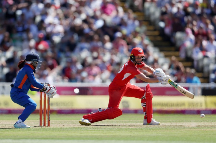 England narrowly beaten in cricket semi-final