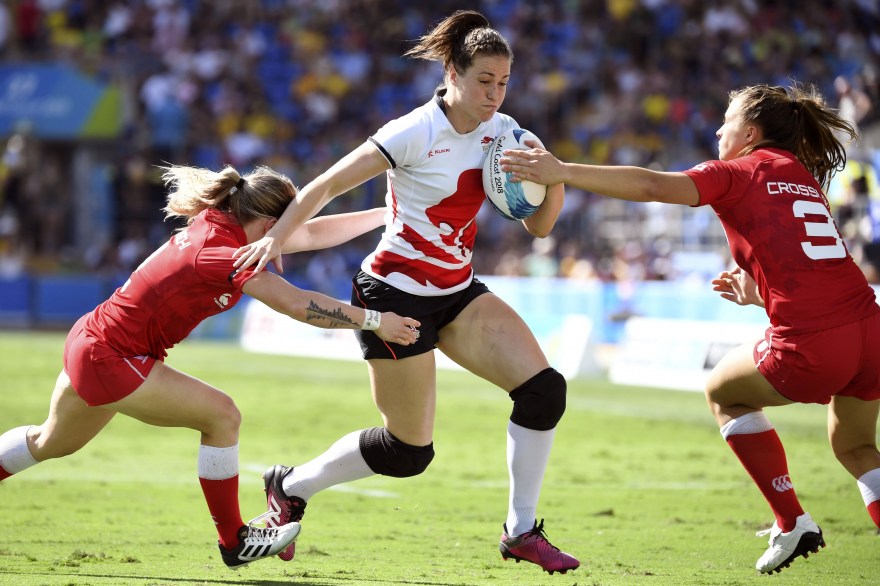 Emily Scarratt breaks England points record in romping win over Scotland