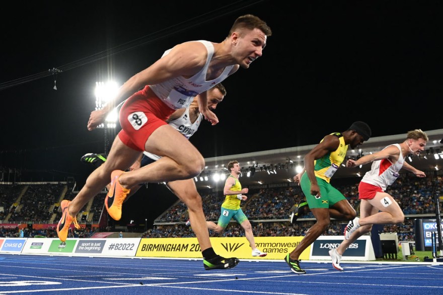 Pozzi lunges for the podium and Okoye swings for silver