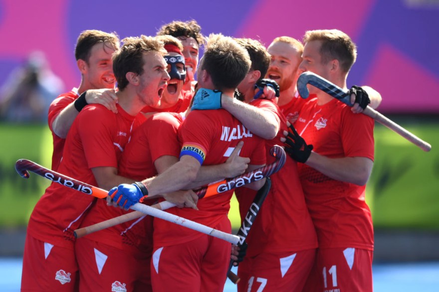 Roper brace helps England win bronze in nine-goal thriller