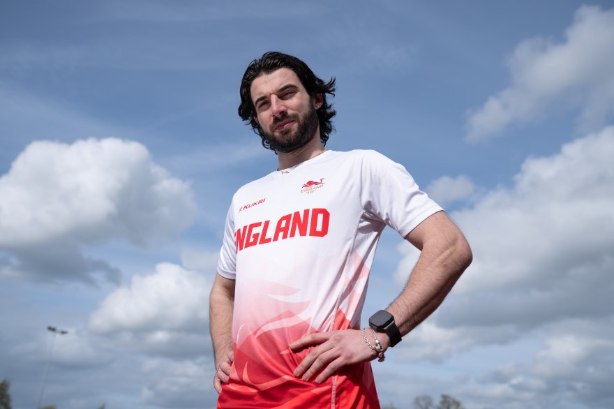 Zac Shaw back on the track in memory of his mum