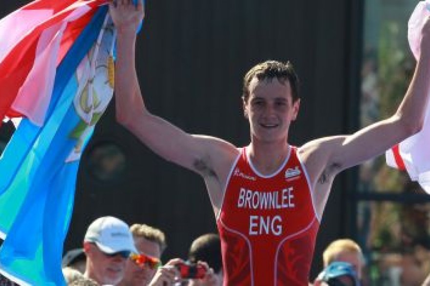 Alistair Brownlee wins in Leeds homecoming