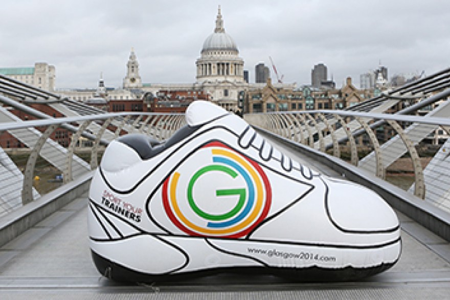 England Sport their Trainers on Commonwealth Day